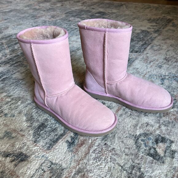 Women's Pink UGG Boots Classic Short Suede Very RARE Color - Picture 15 of 16